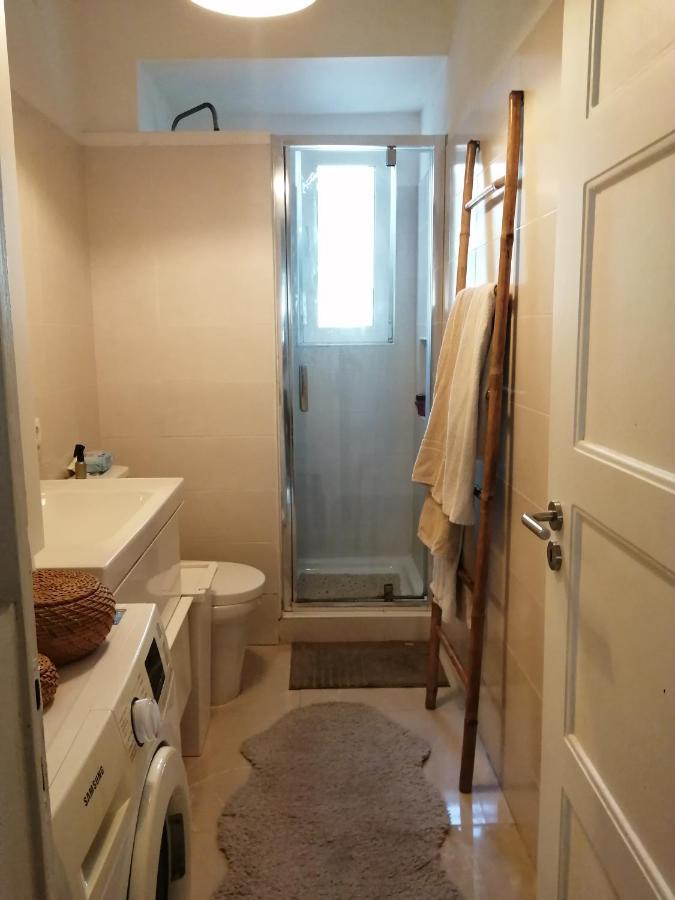 Apartamento Encantador Com Patio Lisboa Kültér fotó