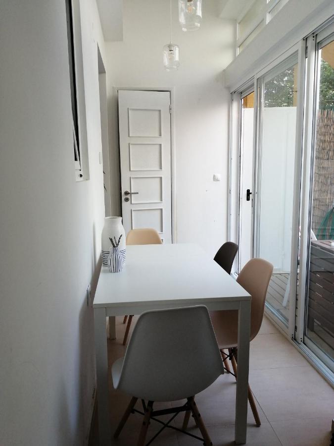Apartamento Encantador Com Patio Lisboa Kültér fotó