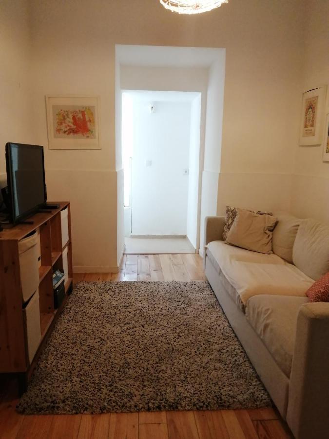 Apartamento Encantador Com Patio Lisboa Kültér fotó